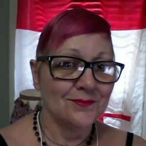 Meet your Posher, Annie